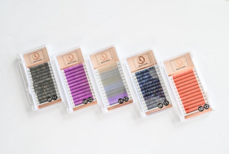 ¿Cómo eliges las pestañas adecuadas para tu carrera de extensión de pestañas?