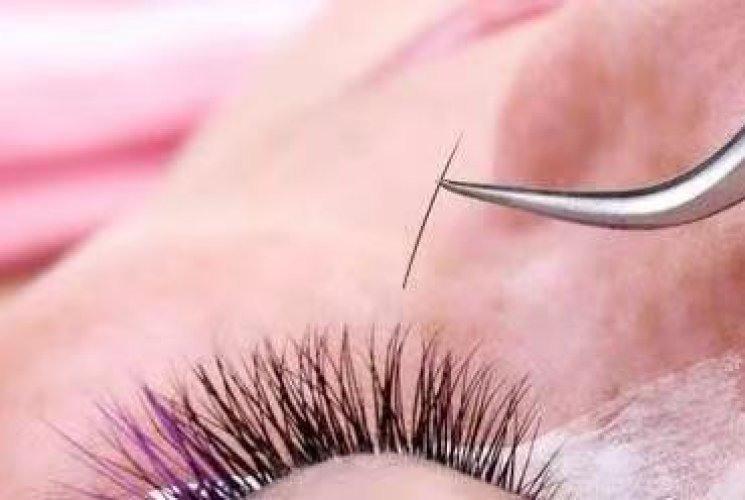 Como cuidar las extensiones de pestañas pelo a pelo