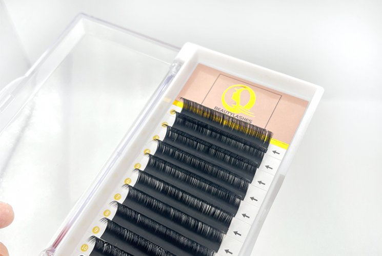 Extensiones de pestañas: todo lo que necesita saber antes de su cita